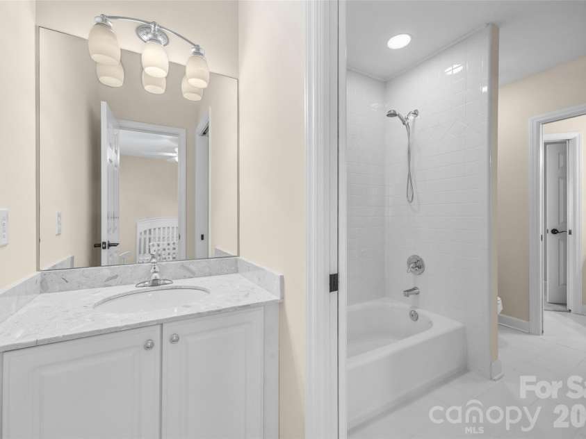 5016 Corrigan Court, Charlotte, NC 28277.  MLS# CAR4365403, YatesRealty ID 12154. 