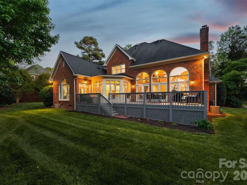 5016 Corrigan Court, Charlotte, NC 28277.  MLS# CAR4365403, YatesRealty ID 12154. 