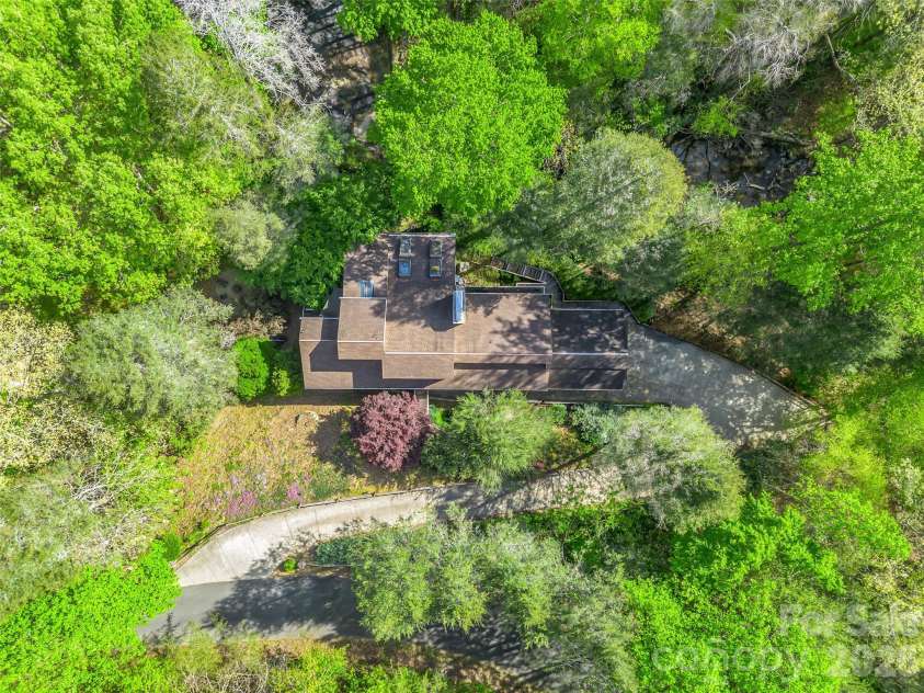 171 Fairway Drive, Lake Lure, NC 28746.  MLS# CAR4370825, YatesRealty ID 12156. 