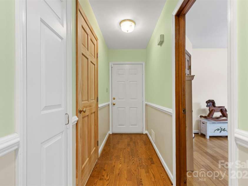 7507 Waxhaw Creek Road, Waxhaw, NC 28173.  MLS# CAR4156566, YatesRealty ID 12156. 