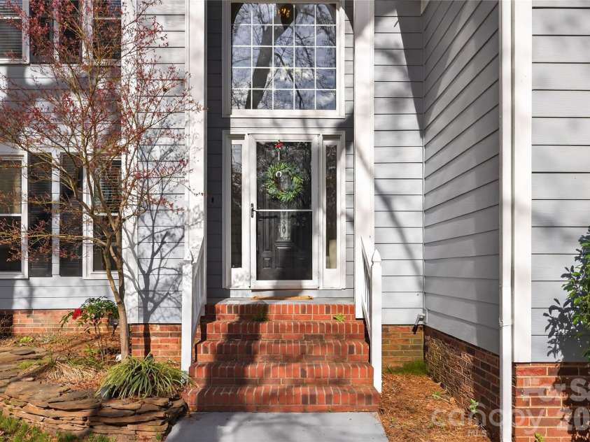 10807 Summitt Tree Court, Charlotte, NC 28277.  MLS# CAR4359632, YatesRealty ID 12157. 