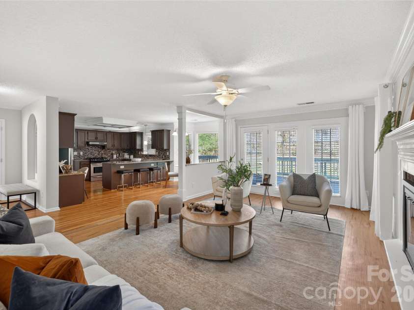10807 Summitt Tree Court, Charlotte, NC 28277.  MLS# CAR4359632, YatesRealty ID 12157. 