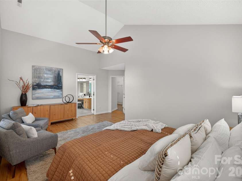 10807 Summitt Tree Court, Charlotte, NC 28277.  MLS# CAR4359632, YatesRealty ID 12157. 