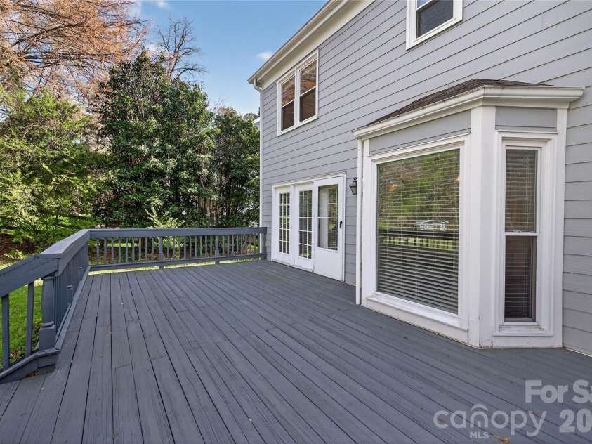 10807 Summitt Tree Court, Charlotte, NC 28277.  MLS# CAR4359632, YatesRealty ID 12157. 