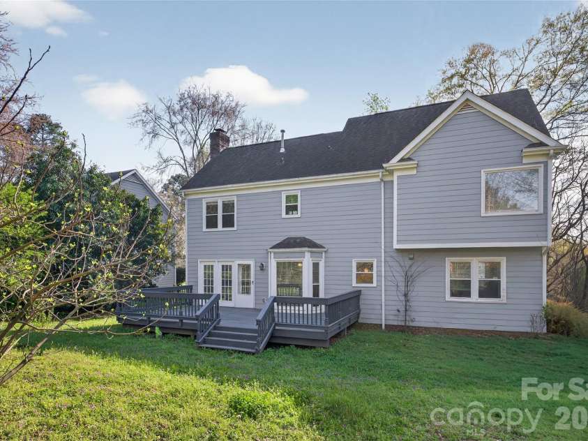 10807 Summitt Tree Court, Charlotte, NC 28277.  MLS# CAR4359632, YatesRealty ID 12157. 