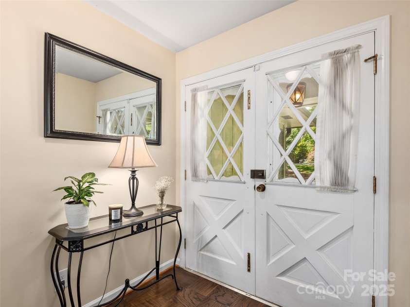 214 Heathcote Road, Hendersonville, NC 28791.  MLS# CAR4257655, YatesRealty ID 12159. 