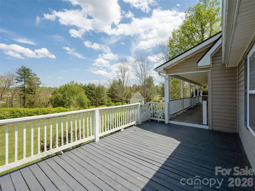 5 Pottery Terrace Trail, Flat Rock, NC 28731.  MLS# CAR4370598, YatesRealty ID 12159. 
