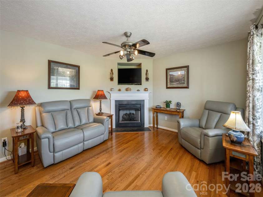 5 Pottery Terrace Trail, Flat Rock, NC 28731.  MLS# CAR4370598, YatesRealty ID 12159. 