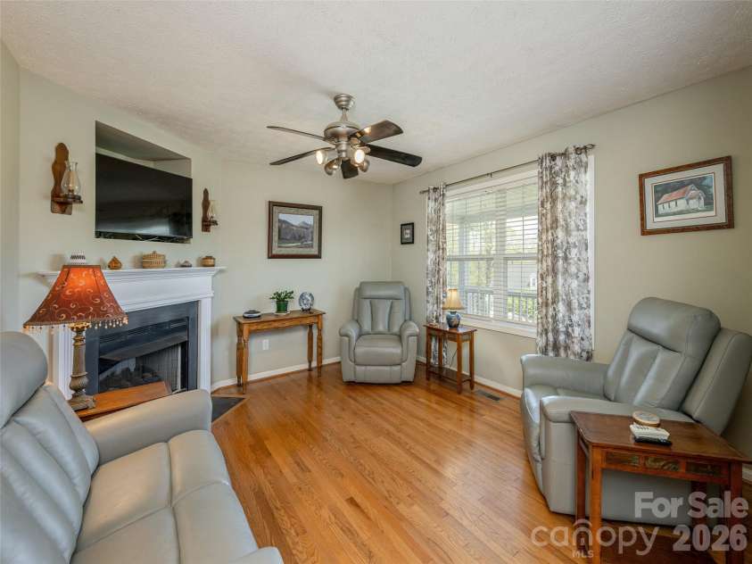 5 Pottery Terrace Trail, Flat Rock, NC 28731.  MLS# CAR4370598, YatesRealty ID 12159. 