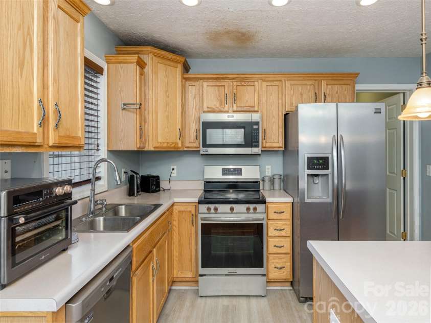5 Pottery Terrace Trail, Flat Rock, NC 28731.  MLS# CAR4370598, YatesRealty ID 12159. 