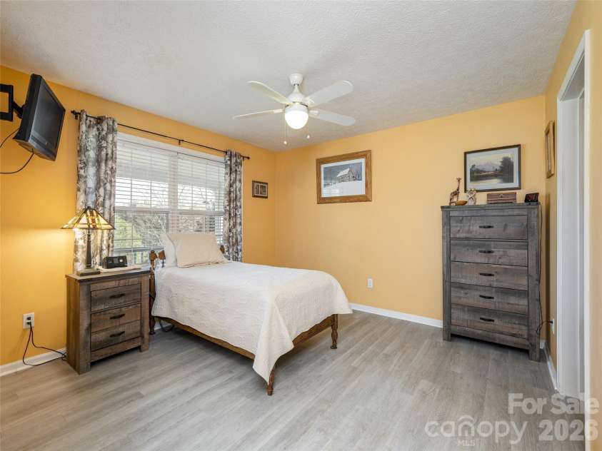 5 Pottery Terrace Trail, Flat Rock, NC 28731.  MLS# CAR4370598, YatesRealty ID 12159. 