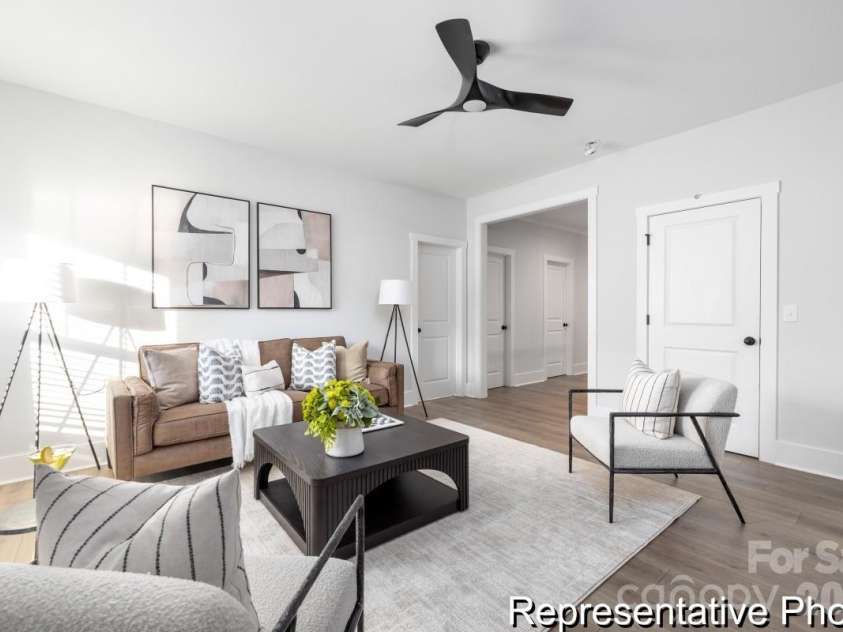 147 Borders Street, Statesville, NC 28677.  MLS# CAR4341771, YatesRealty ID 1216. 