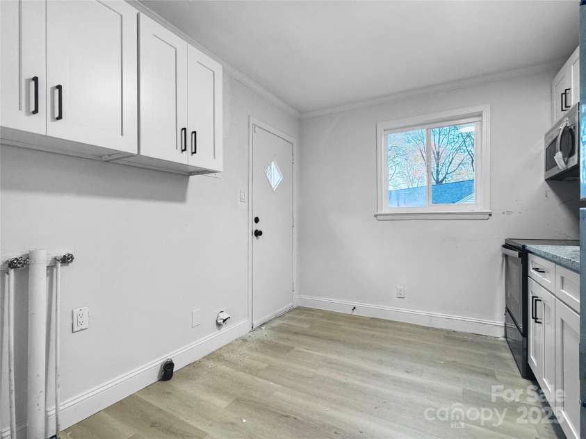 1908 & 1910 Dickens Avenue, Charlotte, NC 28208.  MLS# CAR4215126, YatesRealty ID 1216. 