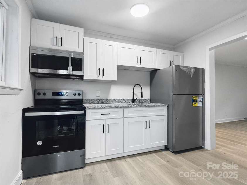 1908 & 1910 Dickens Avenue, Charlotte, NC 28208.  MLS# CAR4215126, YatesRealty ID 1216. 