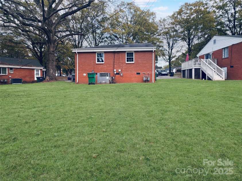 1908 & 1910 Dickens Avenue, Charlotte, NC 28208.  MLS# CAR4215126, YatesRealty ID 1216. 