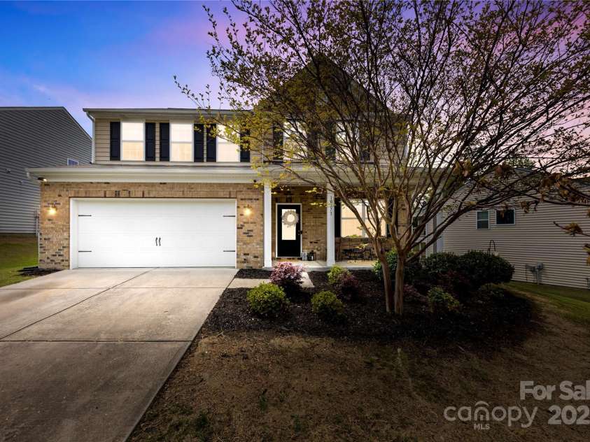 10773 Sapphire Trail, Davidson, NC 28036.  MLS# CAR4240601, YatesRealty ID 12160. 
