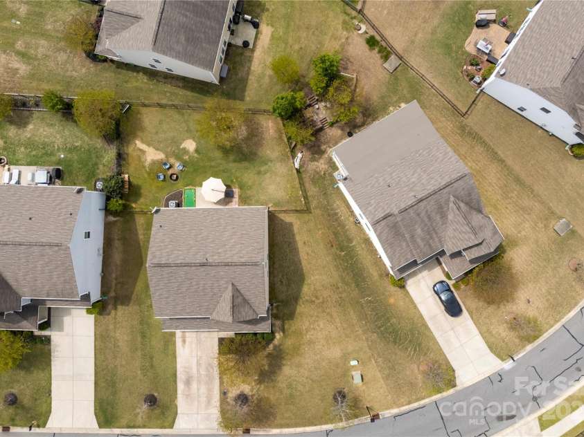 10773 Sapphire Trail, Davidson, NC 28036.  MLS# CAR4240601, YatesRealty ID 12160. 