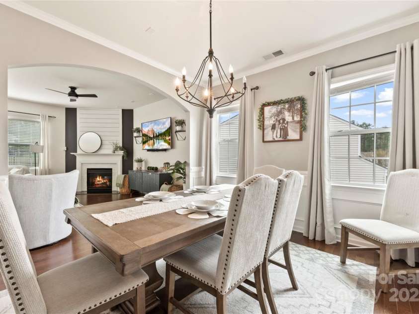 10773 Sapphire Trail, Davidson, NC 28036.  MLS# CAR4240601, YatesRealty ID 12160. Dining