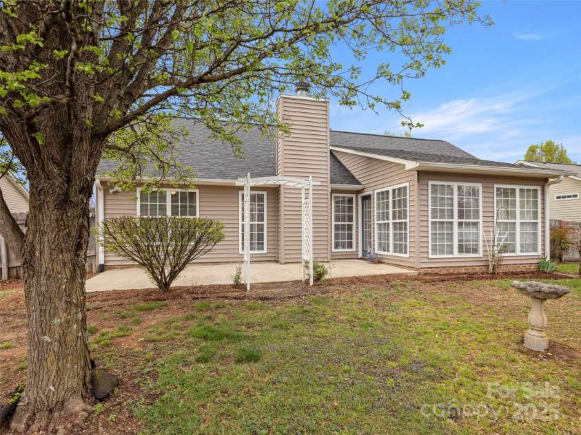 135 Sunberry Trail, Fletcher, NC 28732.  MLS# CAR4242779, YatesRealty ID 12161. 