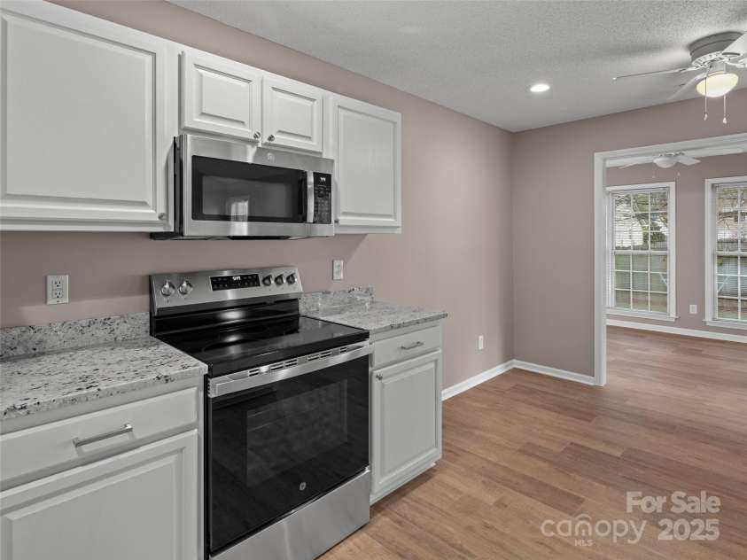 135 Sunberry Trail, Fletcher, NC 28732.  MLS# CAR4242779, YatesRealty ID 12161. 