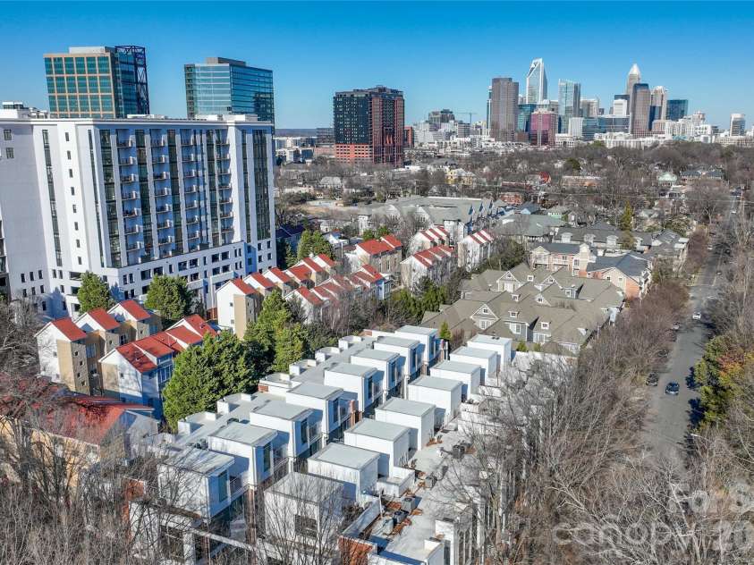 279 McDonald Avenue, Charlotte, NC 28203.  MLS# CAR4346355, YatesRealty ID 12161. 