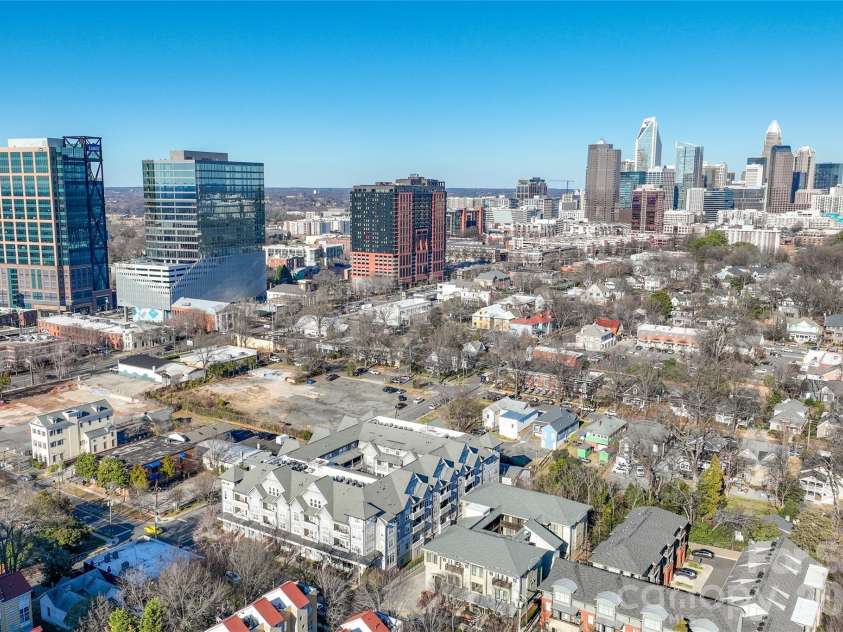 279 McDonald Avenue, Charlotte, NC 28203.  MLS# CAR4346355, YatesRealty ID 12161. 