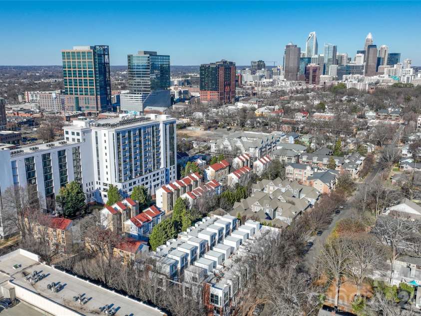 279 McDonald Avenue, Charlotte, NC 28203.  MLS# CAR4346355, YatesRealty ID 12161. 