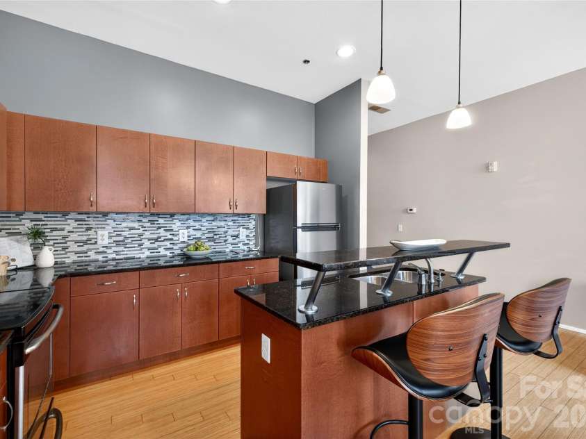 279 McDonald Avenue, Charlotte, NC 28203.  MLS# CAR4346355, YatesRealty ID 12161. 
