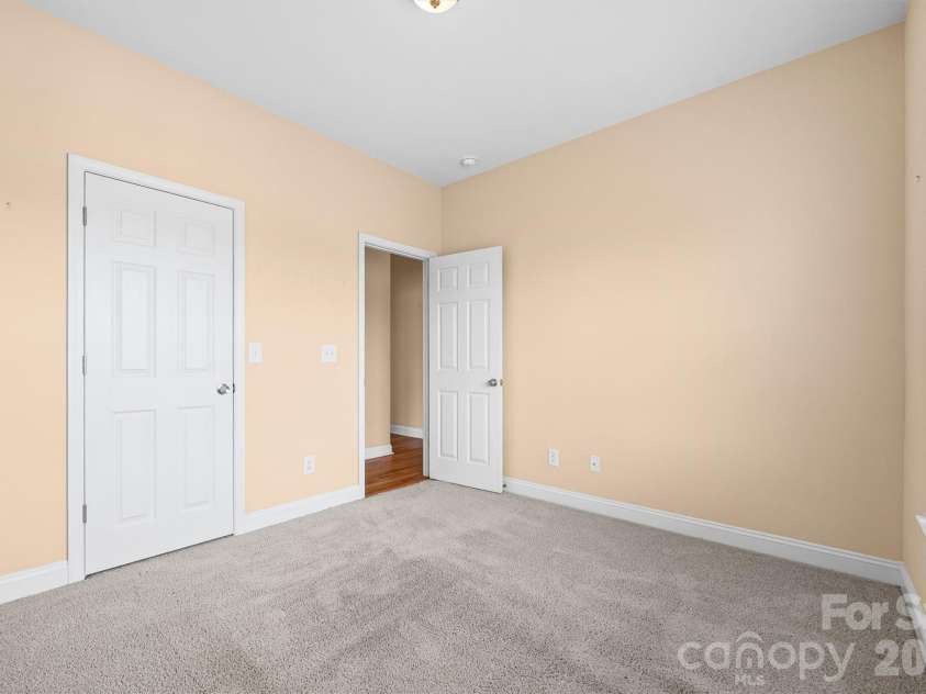 1309 Plantation Hills Drive, Rock Hill, SC 29732.  MLS# CAR4368205, YatesRealty ID 12162. 