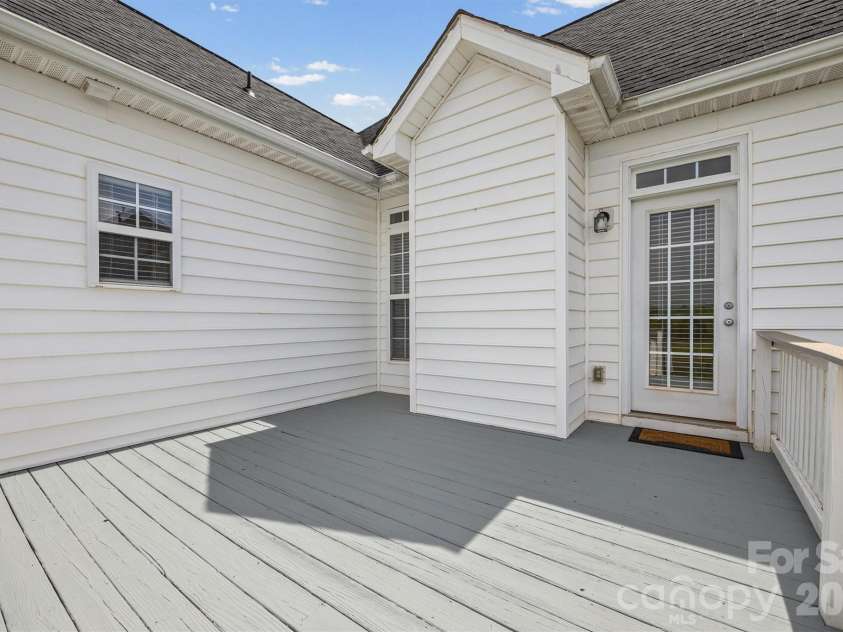 1309 Plantation Hills Drive, Rock Hill, SC 29732.  MLS# CAR4368205, YatesRealty ID 12162. 