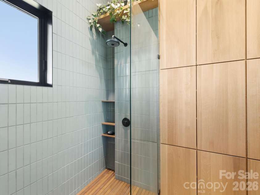 122 Elk Wallow Trail, Asheville, NC 28804.  MLS# CAR4381223, YatesRealty ID 12163. 