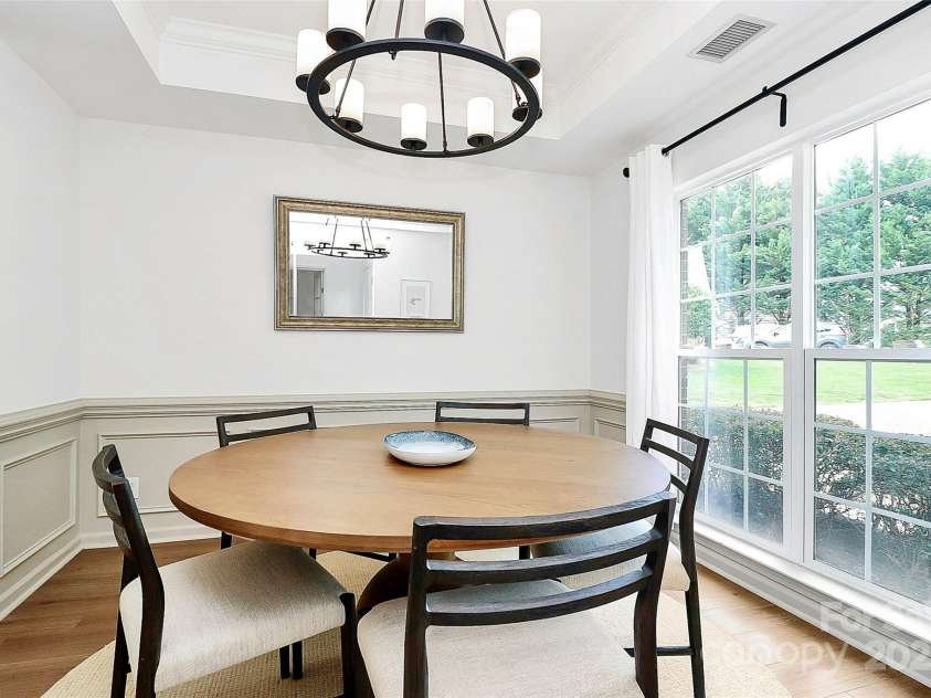 9157 Snow Hill Court, Charlotte, NC 28269.  MLS# CAR4256866, YatesRealty ID 12163. 
