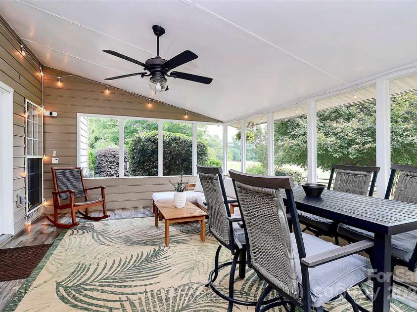 9157 Snow Hill Court, Charlotte, NC 28269.  MLS# CAR4256866, YatesRealty ID 12163. 