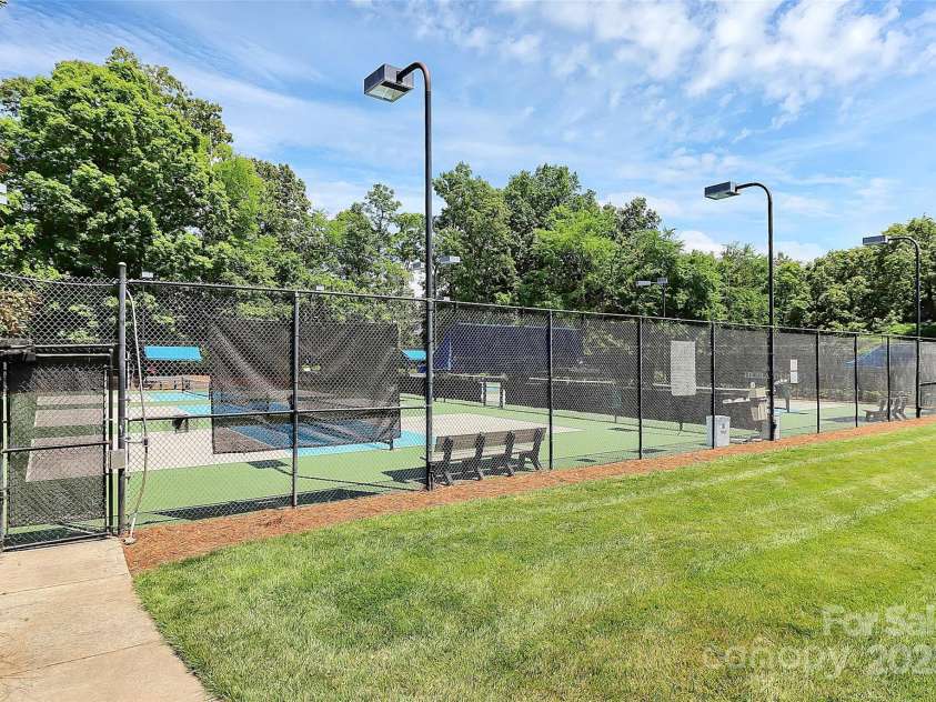 9157 Snow Hill Court, Charlotte, NC 28269.  MLS# CAR4256866, YatesRealty ID 12163. Tennis & Pickleball Courts