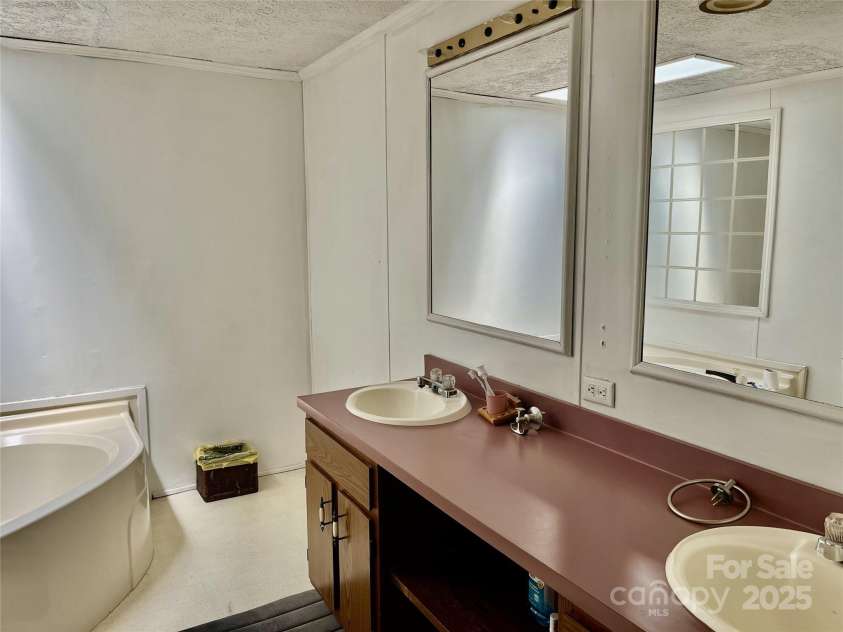 6401 Alley Road, Catawba, NC 28609.  MLS# CAR4247058, YatesRealty ID 12164. 