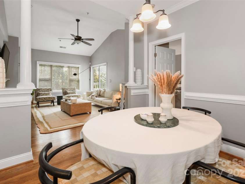 5730 Closeburn Road, Charlotte, NC 28210.  MLS# CAR4271310, YatesRealty ID 12165. Dining Room