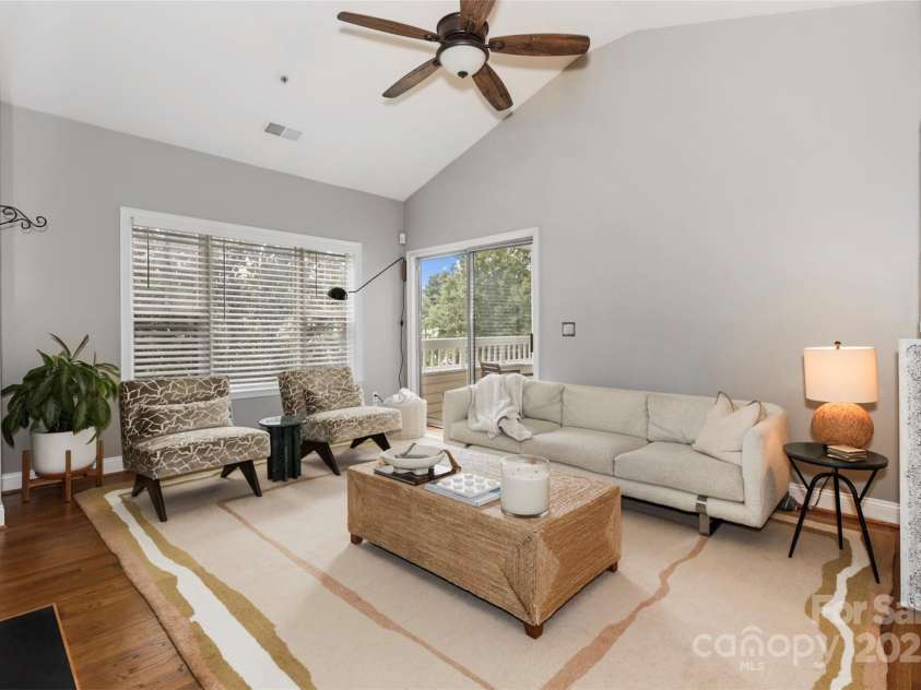 5730 Closeburn Road, Charlotte, NC 28210.  MLS# CAR4271310, YatesRealty ID 12165. Great room, with attached porch