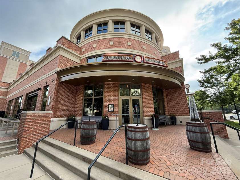 5730 Closeburn Road, Charlotte, NC 28210.  MLS# CAR4271310, YatesRealty ID 12165. Nearby Legion Brewing