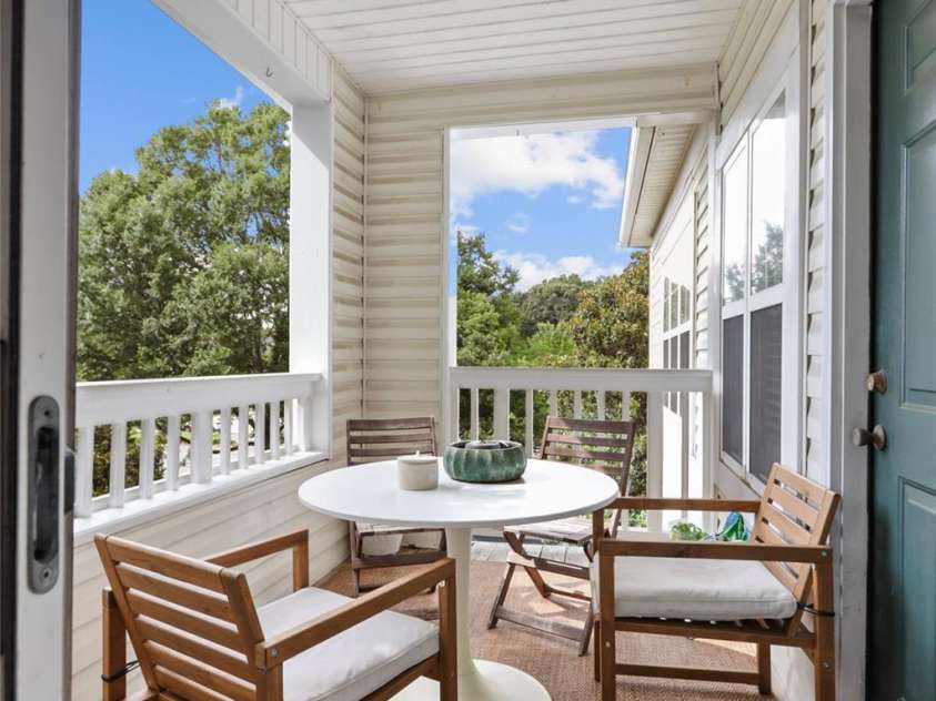 5730 Closeburn Road, Charlotte, NC 28210.  MLS# CAR4271310, YatesRealty ID 12165. Private porch