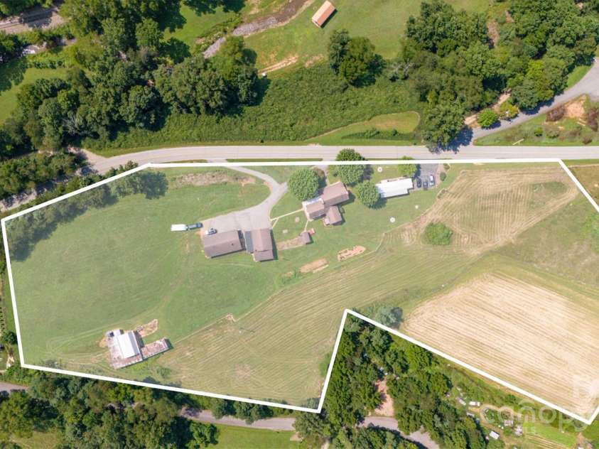 502 and  504 Old US 19 23 Highway, Candler, NC 28715.  MLS# CAR4164132, YatesRealty ID 12166. 