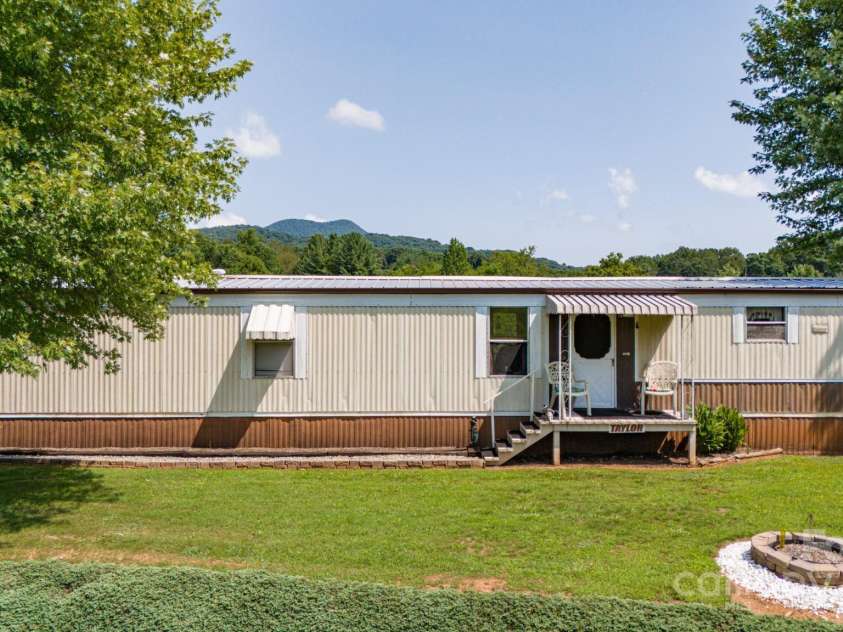 502 and  504 Old US 19 23 Highway, Candler, NC 28715.  MLS# CAR4164132, YatesRealty ID 12166. Front of 504 Old US 19/23 HWY