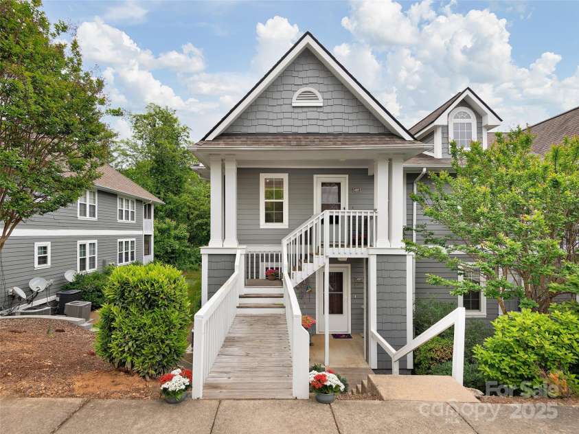 4002 Marble Way, Asheville, NC 28806.  MLS# CAR4256908, YatesRealty ID 12167. 