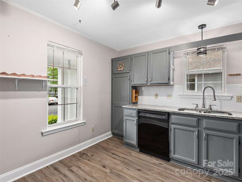 4002 Marble Way, Asheville, NC 28806.  MLS# CAR4256908, YatesRealty ID 12167. 