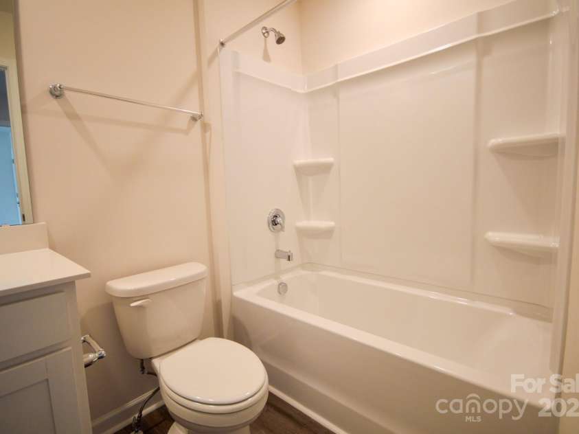 73 Cain Hollow Way, Asheville, NC 28806.  MLS# CAR4250927, YatesRealty ID 12168. 