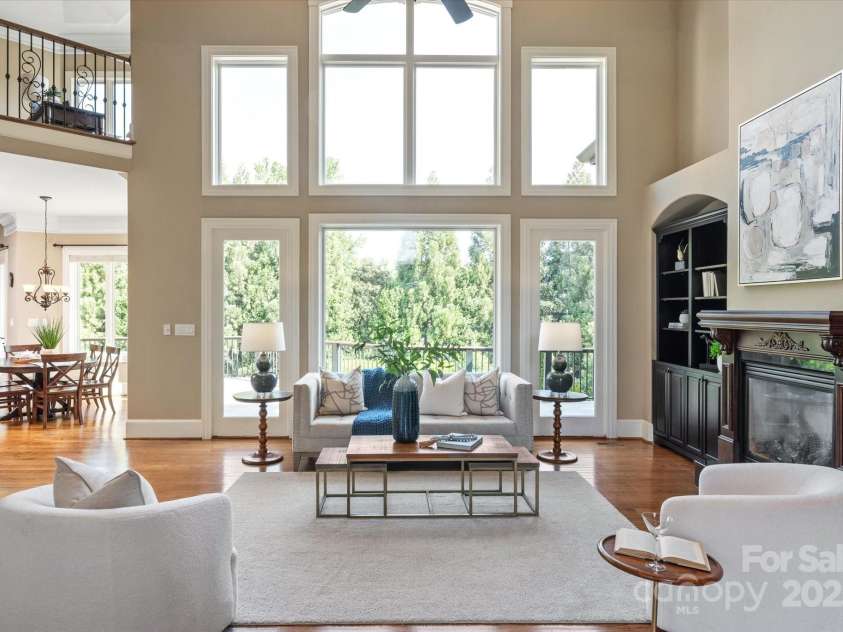 8904 Woodhall Lake Drive, Waxhaw, NC 28173.  MLS# CAR4253927, YatesRealty ID 12169. Living Room