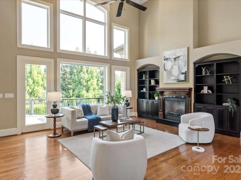 8904 Woodhall Lake Drive, Waxhaw, NC 28173.  MLS# CAR4253927, YatesRealty ID 12169. Living Room