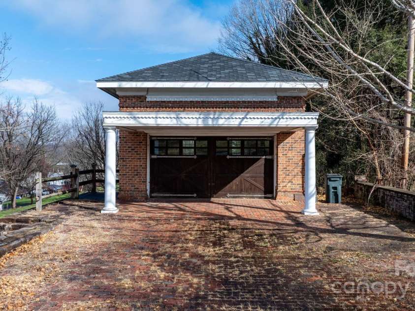 335 Eastview Street, Morganton, NC 28655.  MLS# CAR4329987, YatesRealty ID 1217. 