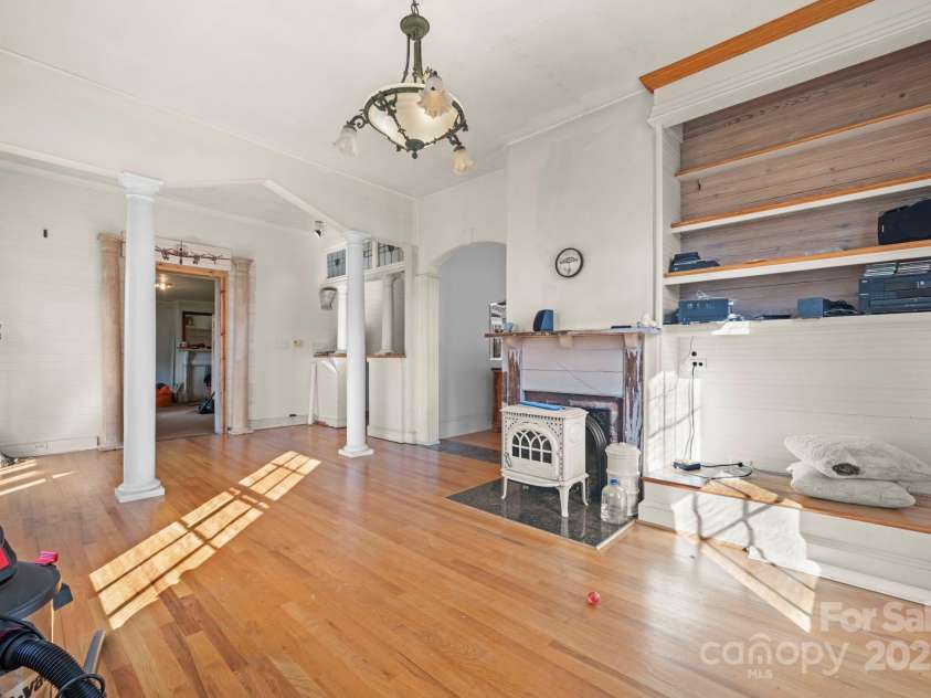 335 Eastview Street, Morganton, NC 28655.  MLS# CAR4329987, YatesRealty ID 1217. 