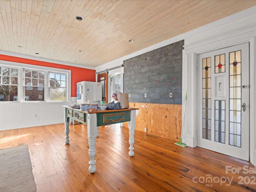 335 Eastview Street, Morganton, NC 28655.  MLS# CAR4329987, YatesRealty ID 1217. 