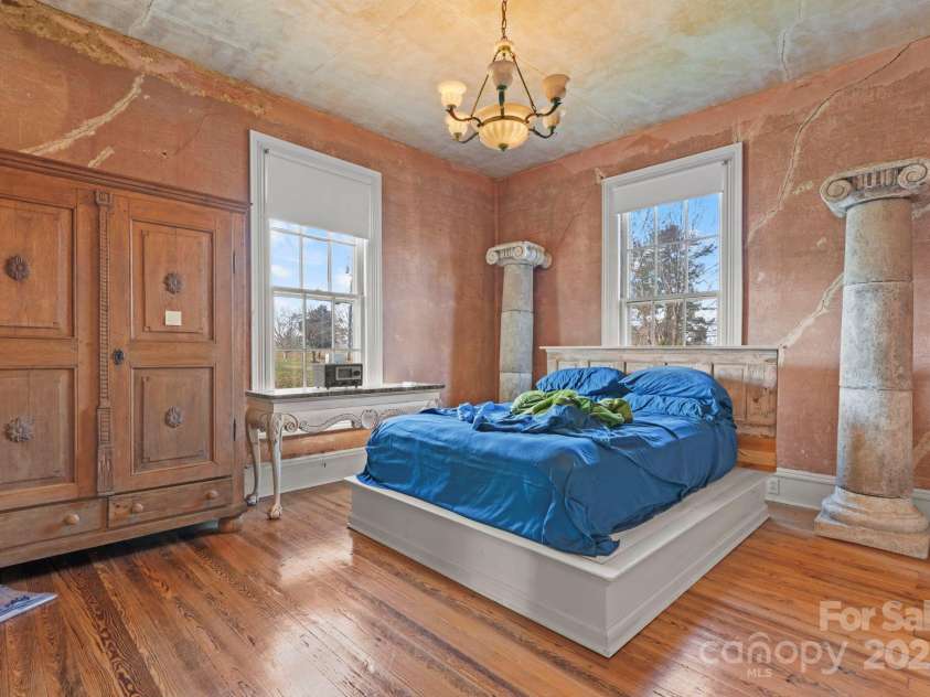 335 Eastview Street, Morganton, NC 28655.  MLS# CAR4329987, YatesRealty ID 1217. 